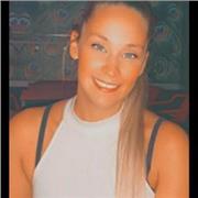 Profesora de atención a personas en situación de dependencia apto para todas las edades